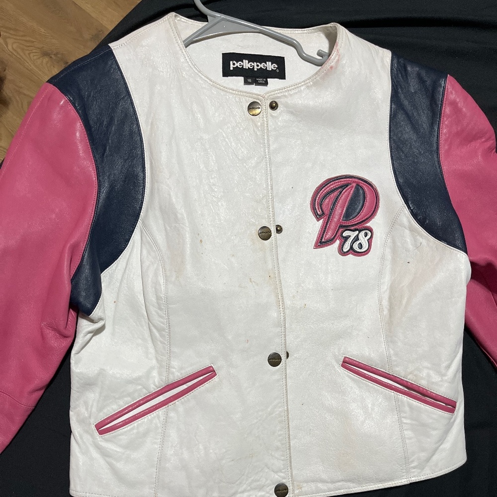 Pelle pelle